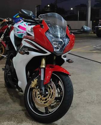 HONDA CBR 600F 